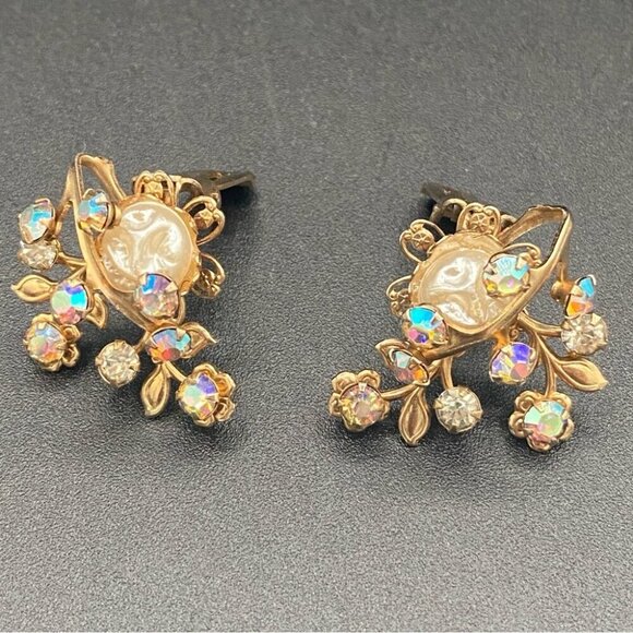 Gorgeous Baroque Style AB Crystal and Faux Pearl Vintage Clip On Earrings - Picture 9 of 11